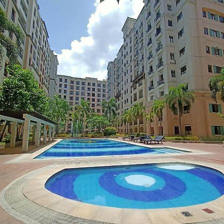 Taj'S Condotel Pasay Exterior photo